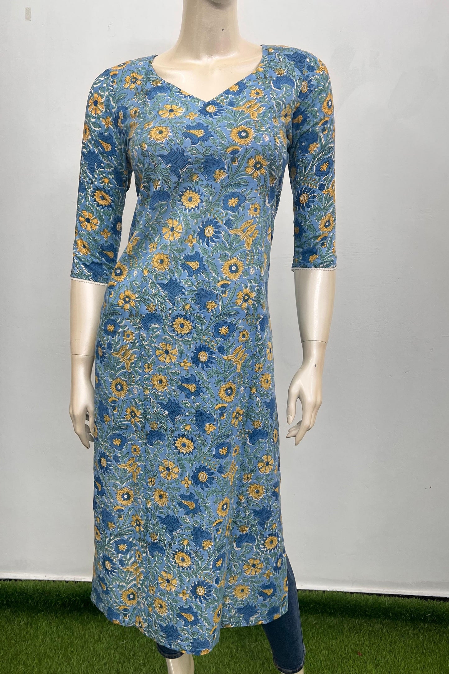 RUH 538 Floral Fantasies