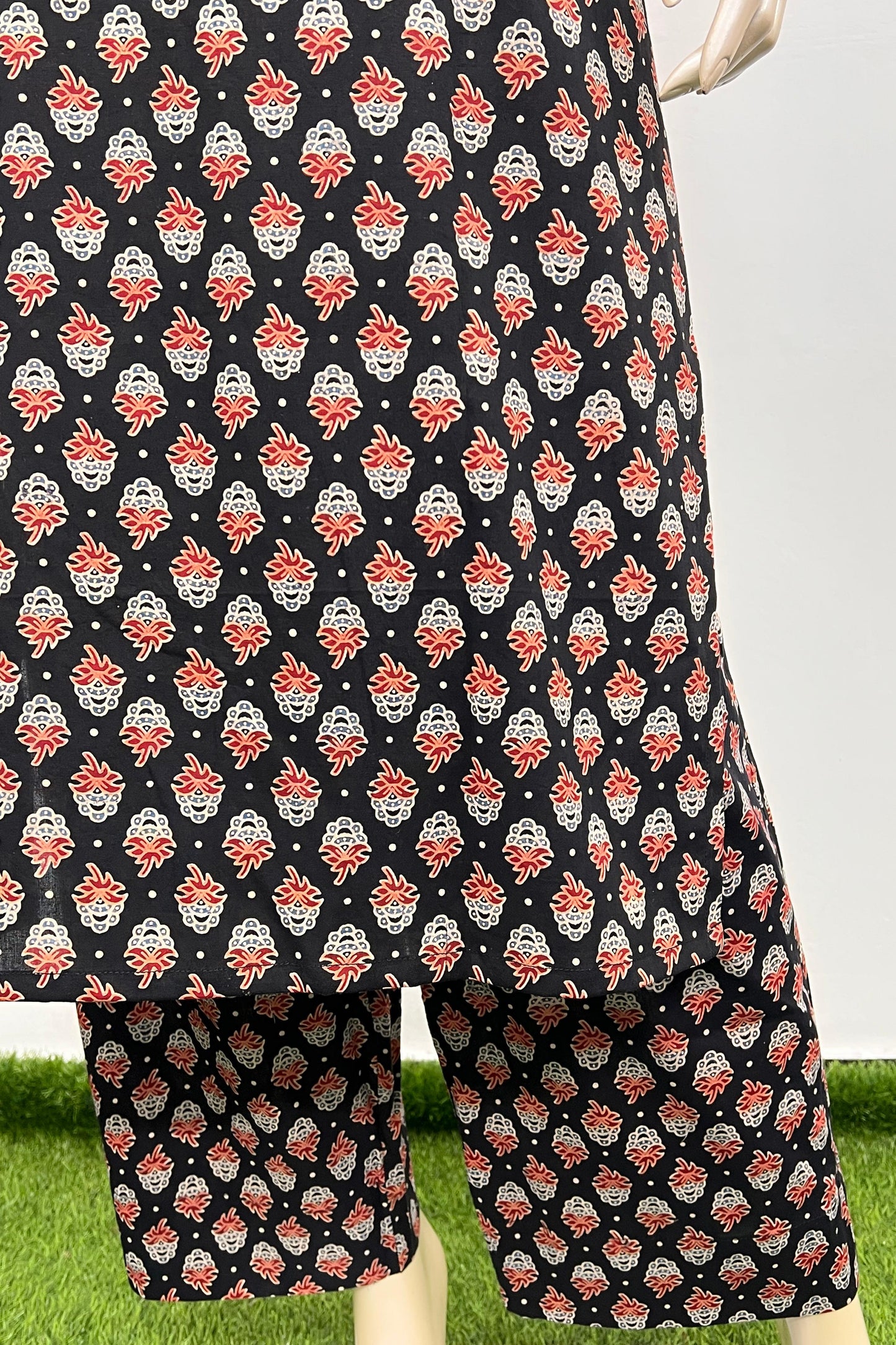 RUH 539 Midnight Muse