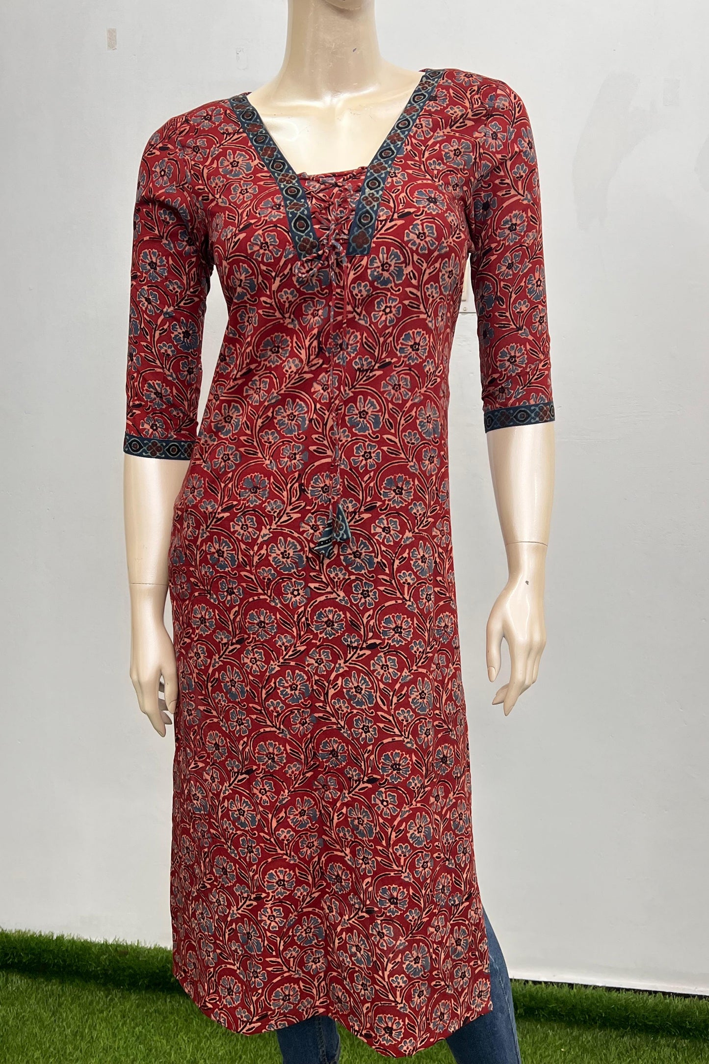 RUH 532 Pop of colour